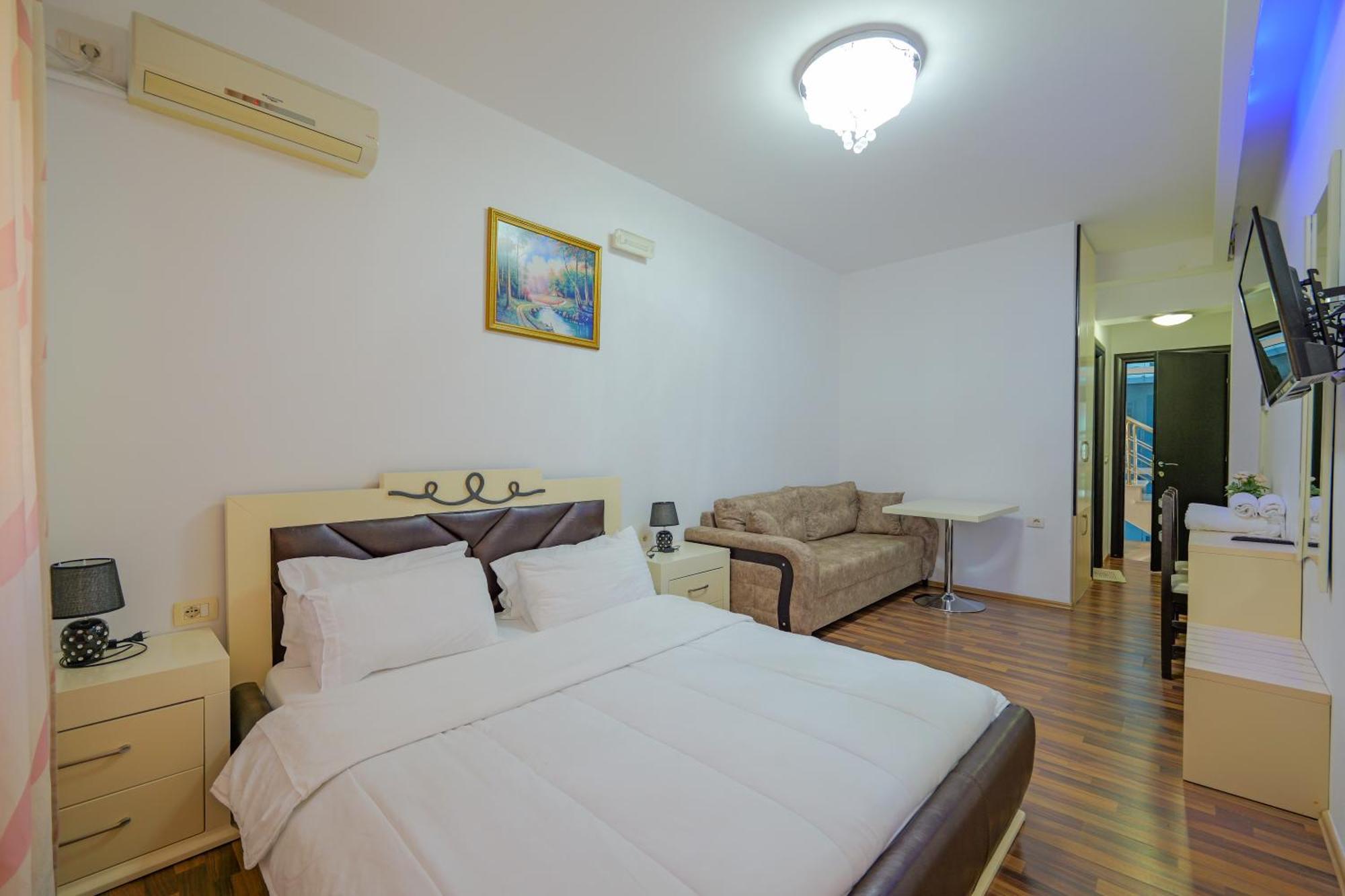 Hotel Iliria Sarande Luaran gambar