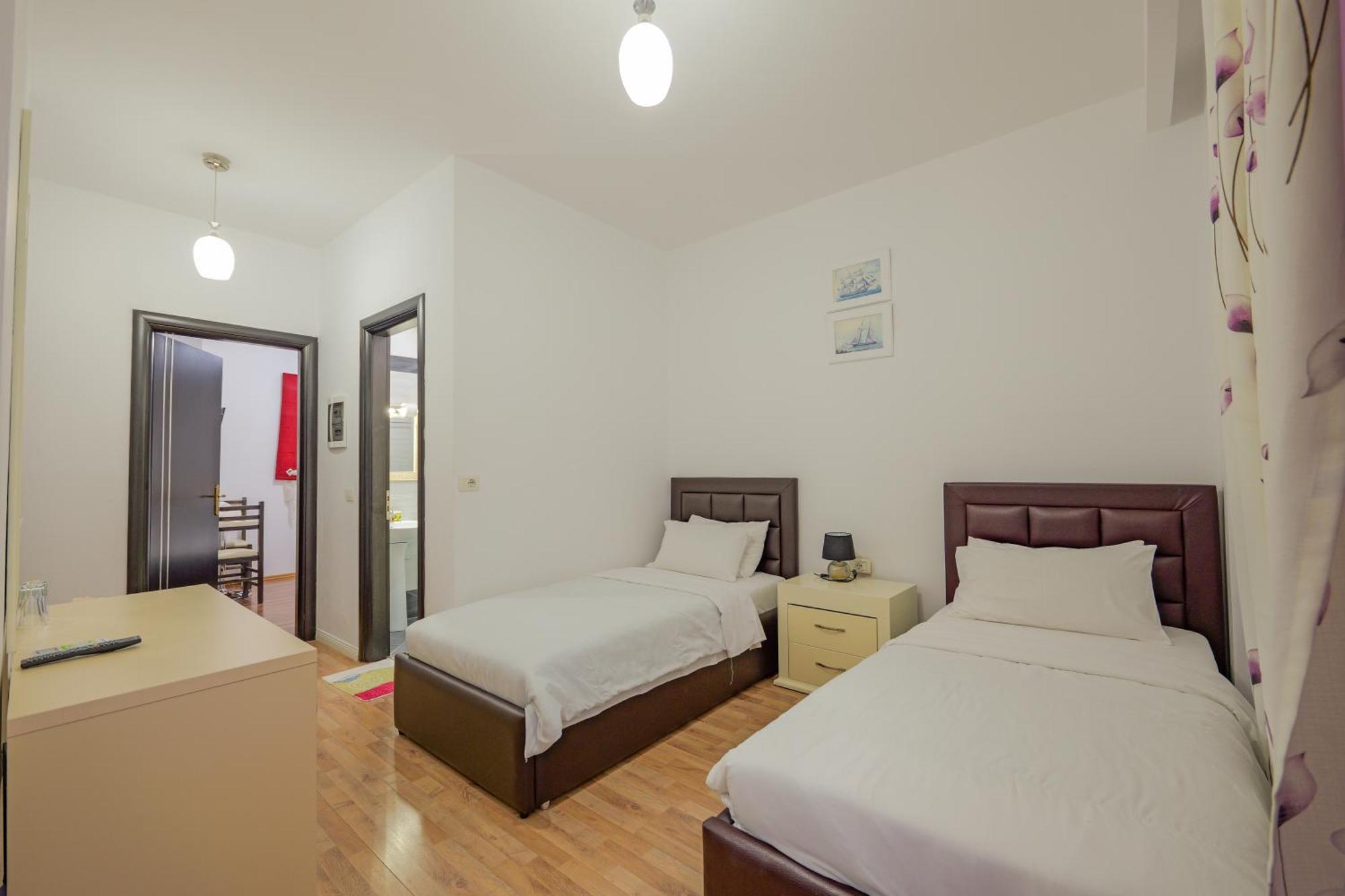 Hotel Iliria Sarande Luaran gambar