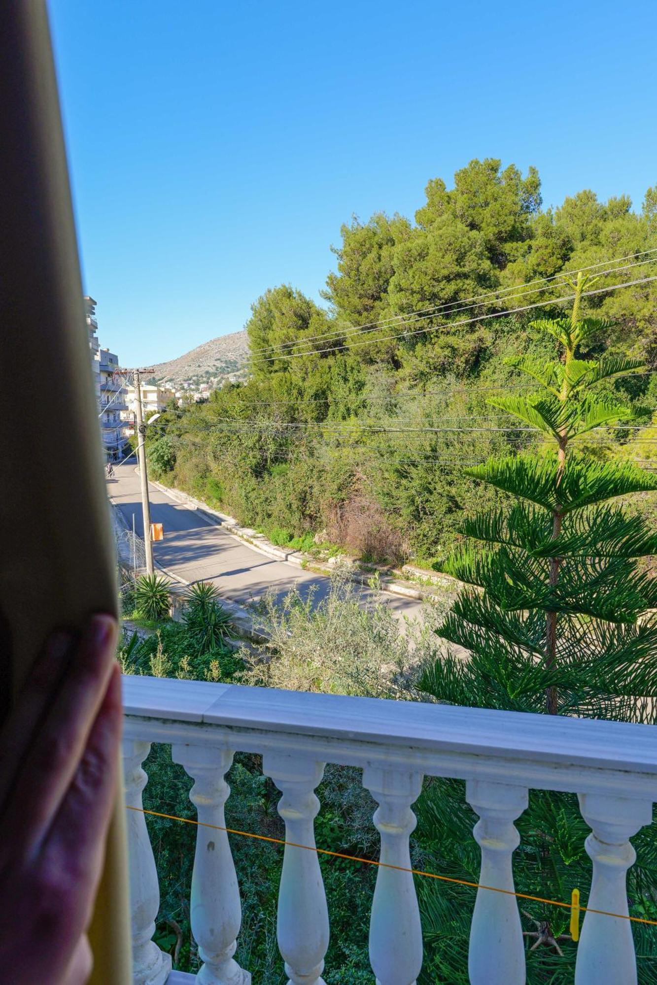 Hotel Iliria Sarande Luaran gambar