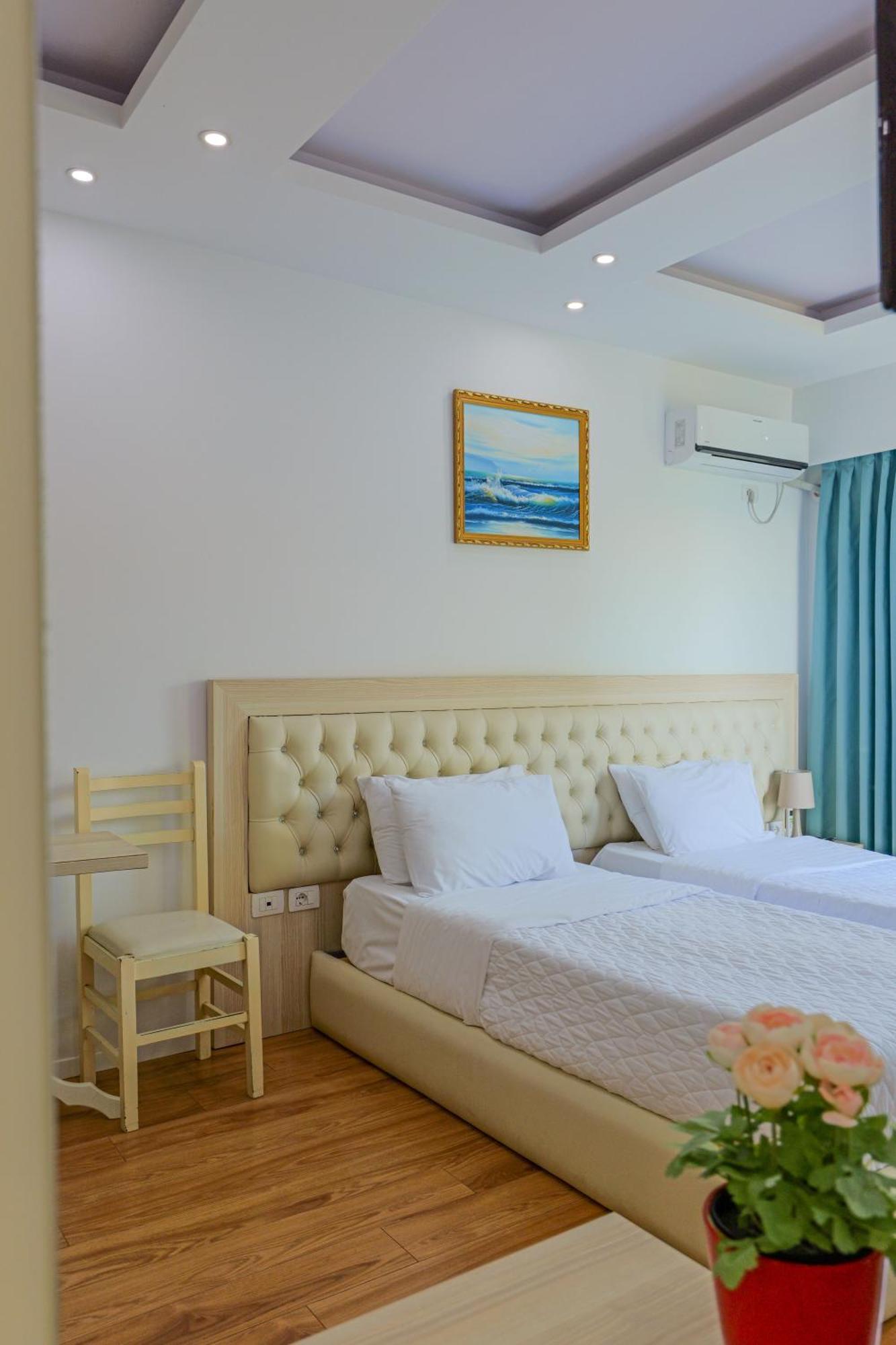 Hotel Iliria Sarande Luaran gambar