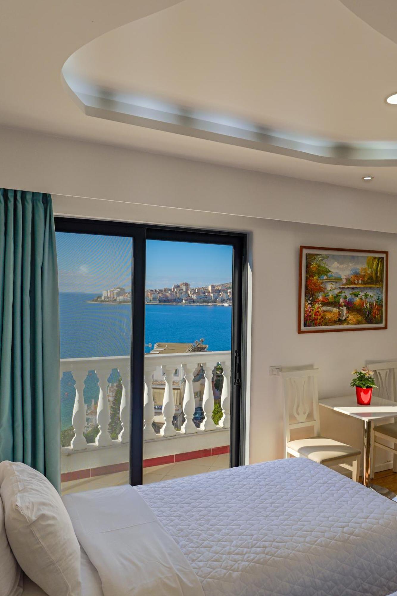 Hotel Iliria Sarande Luaran gambar