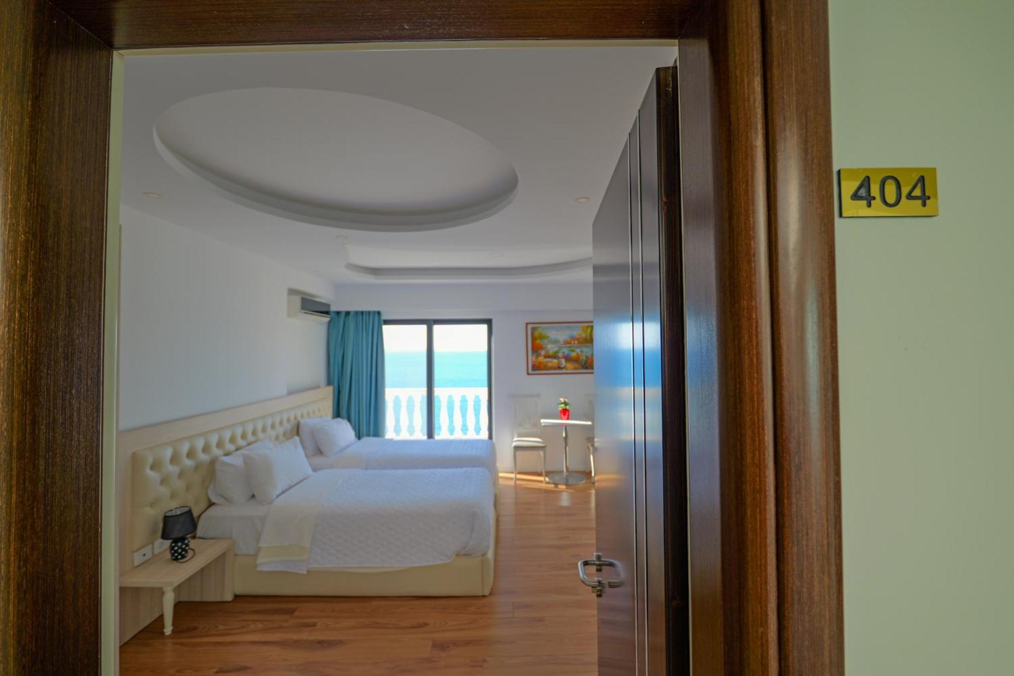 Hotel Iliria Sarande Luaran gambar