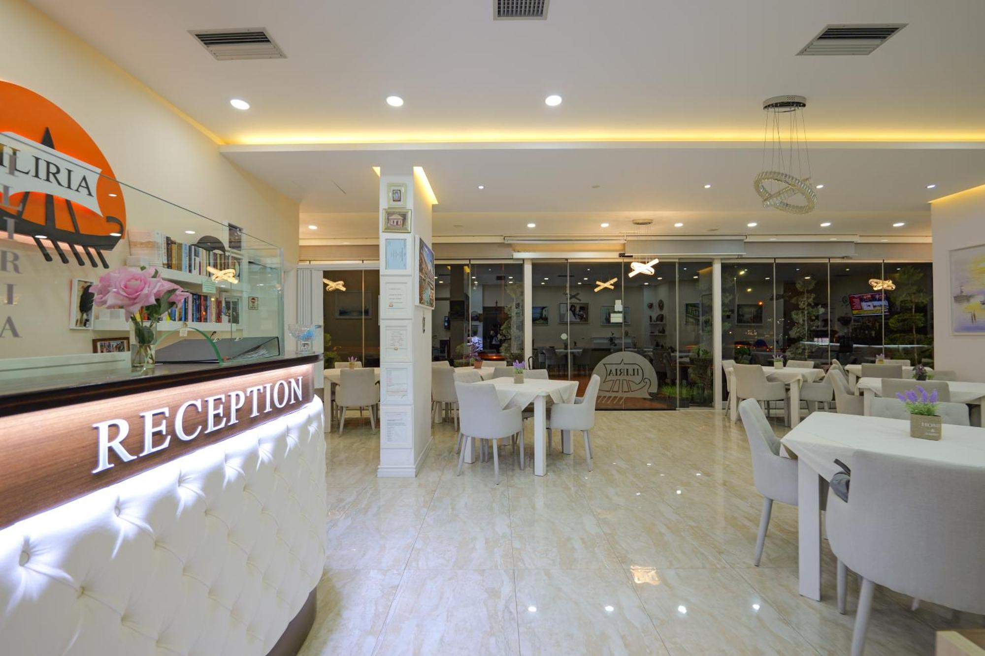 Hotel Iliria Sarande Luaran gambar